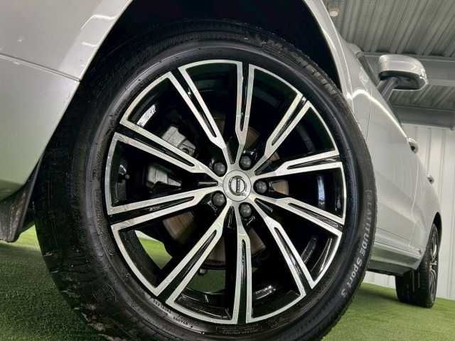 VOLVO XC60 2021 Image 31