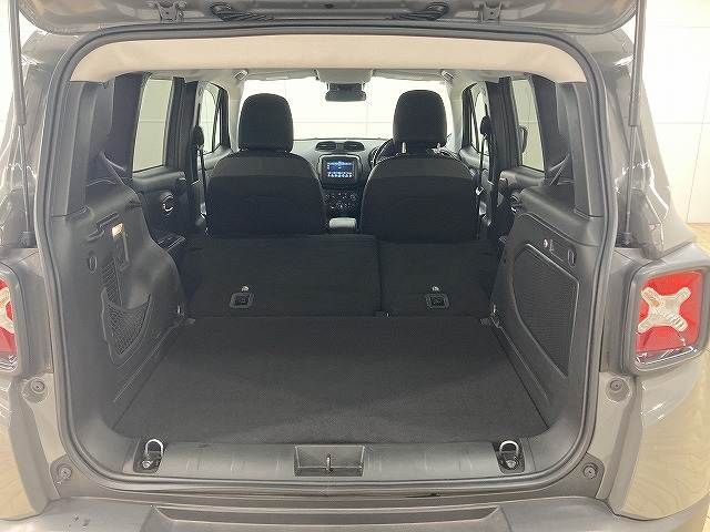 JEEP RENEGADE 2019 Image 31