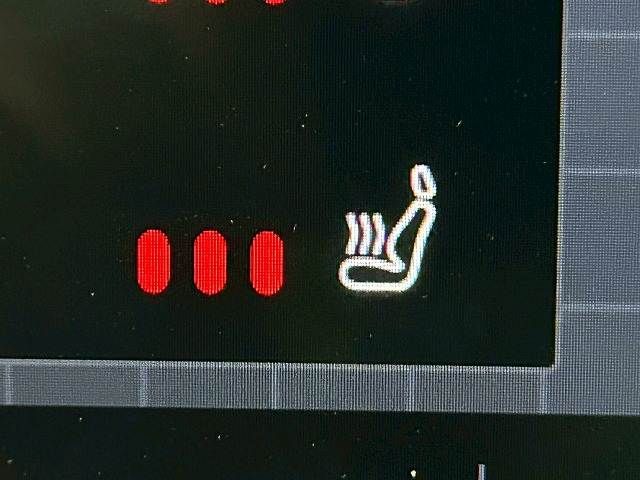 VOLVO XC40 2023 Image 31