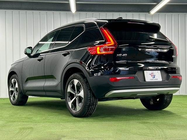 VOLVO XC40 2023 Image 31