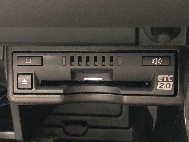 TOYOTA LEXUS UX300E 2021 Image 31