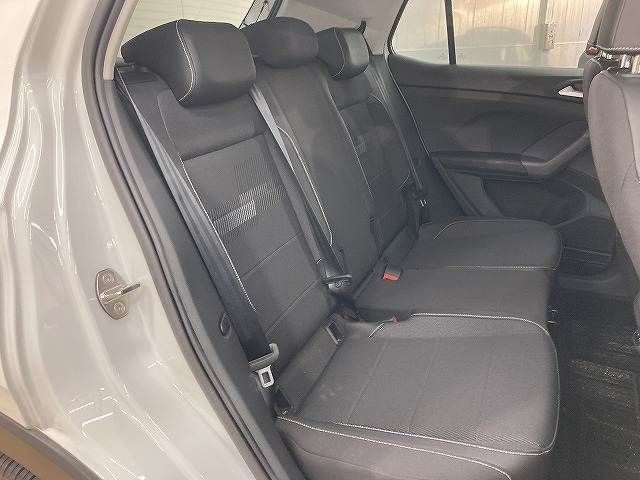 VOLKSWAGEN T-CROSS 2021 Image 31