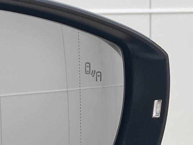 VOLKSWAGEN T-CROSS 2021 Image 31