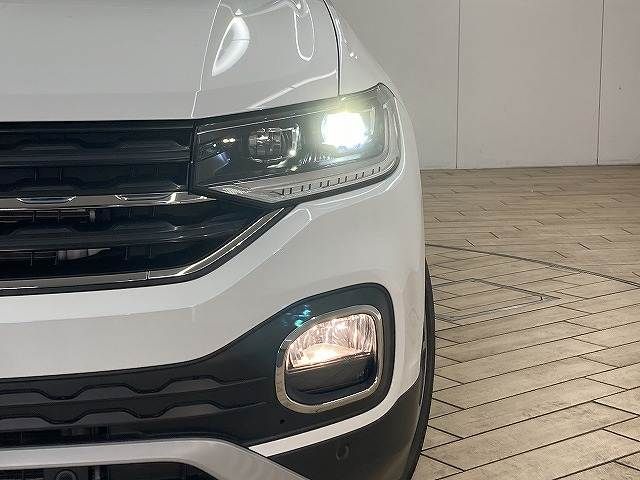 VOLKSWAGEN T-CROSS 2021 Image 31