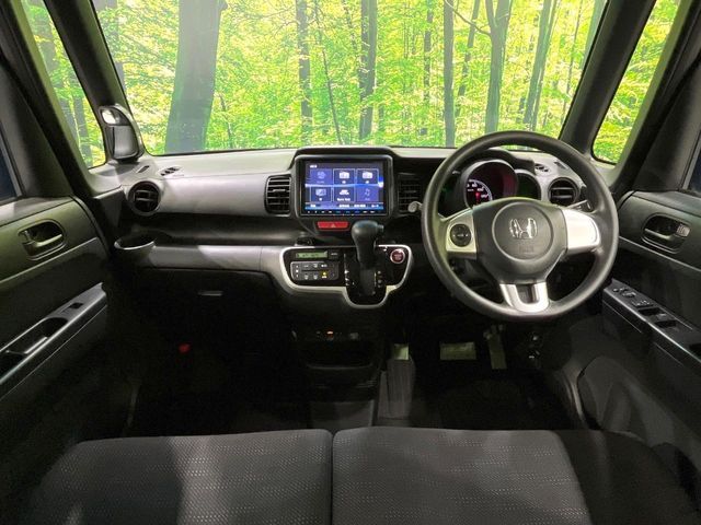 HONDA N BOX 2017 Image 31