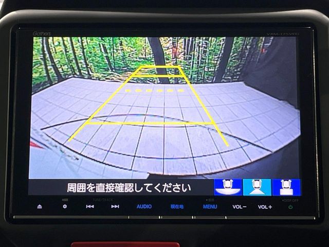 HONDA N BOX 2017 Image 31