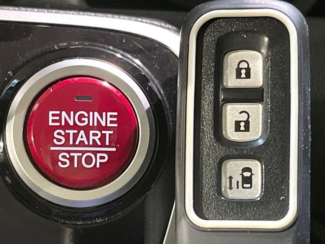 HONDA N BOX 2017 Image 31