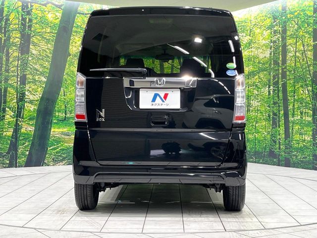 HONDA N BOX 2017 Image 31
