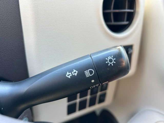 TOYOTA SPADE 2013 Image 31