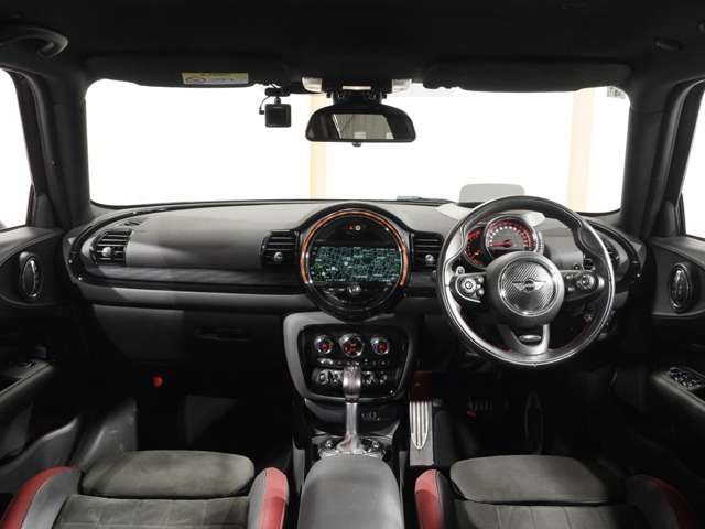 BMW MINI CLUBMAN 2017 Image 31