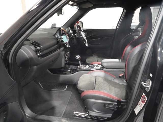 BMW MINI CLUBMAN 2017 Image 31