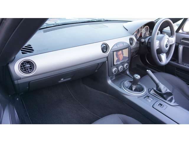 MAZDA ROADSTER 2011 Image 31