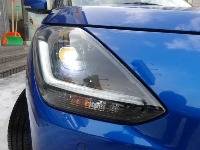 SUZUKI SWIFT 4WD 2024 Image 31