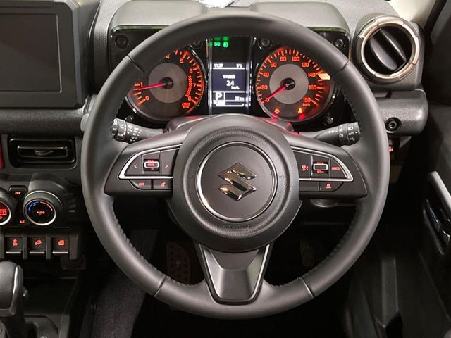 SUZUKI JIMNY NOMADE 2026 Image 31