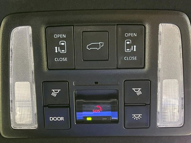 TOYOTA VOXY HYBRID 4WD 2023 Image 31