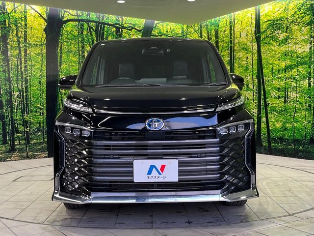 TOYOTA VOXY HYBRID 4WD 2023 Image 31