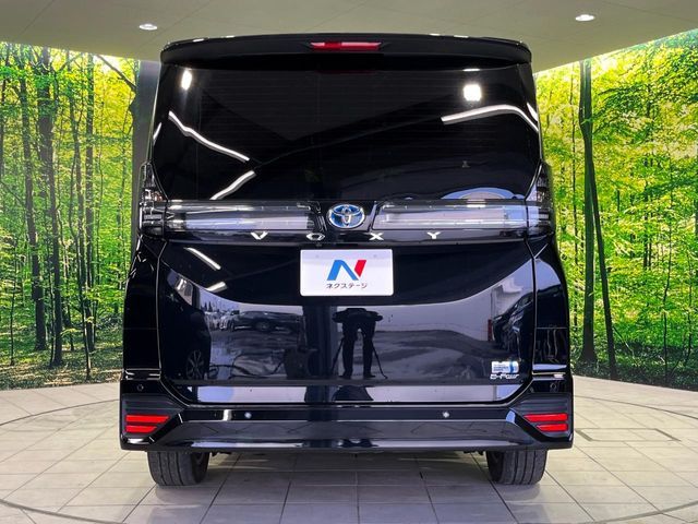 TOYOTA VOXY HYBRID 4WD 2023 Image 31