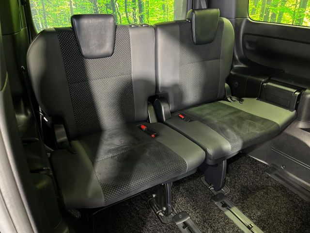 TOYOTA VOXY 4WD 2021 Image 31