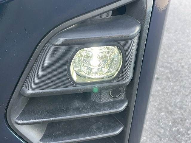 NISSAN CARAVAN VAN 4WD 2022 Image 31