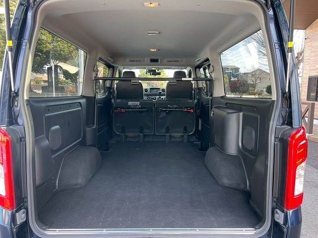 NISSAN CARAVAN VAN 4WD 2022 Image 31
