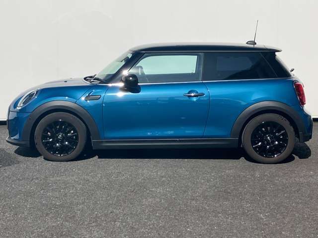 BMW MINI COOPER D 2023 Image 31