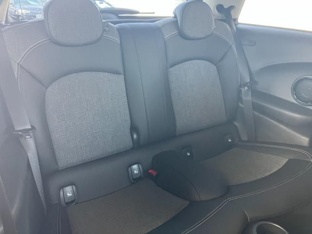 BMW MINI COOPER D 2023 Image 31