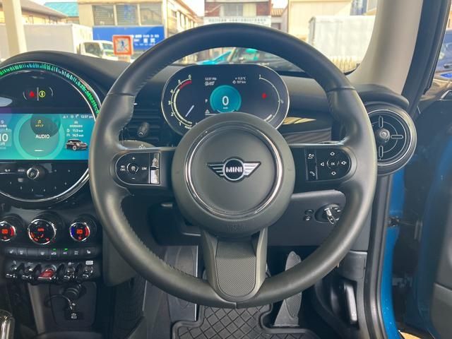 BMW MINI COOPER D 2023 Image 31