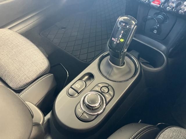 BMW MINI COOPER D 2023 Image 31