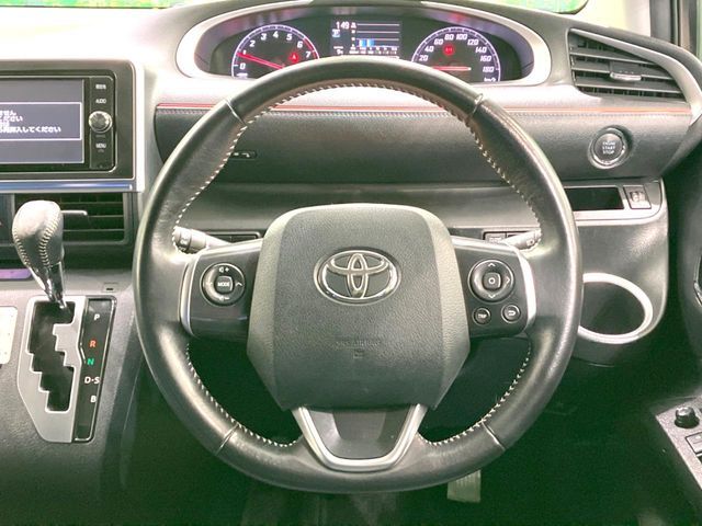 TOYOTA SIENTA 2016 Image 31