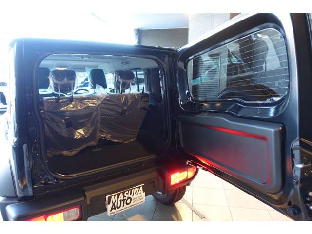 SUZUKI JIMNY NOMADE 2025 Image 31