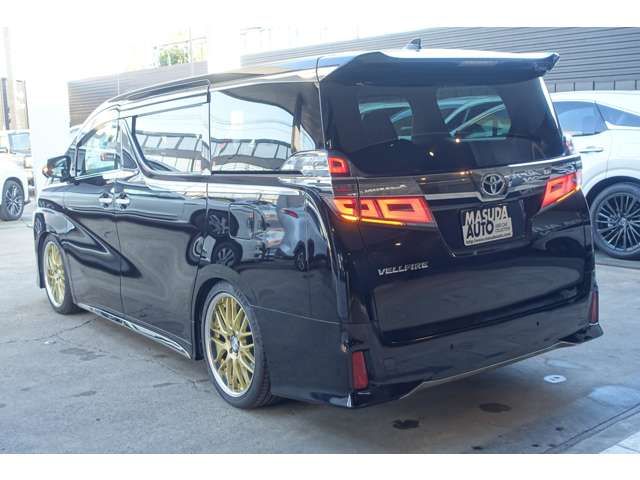 TOYOTA VELLFIRE 2018 Image 31