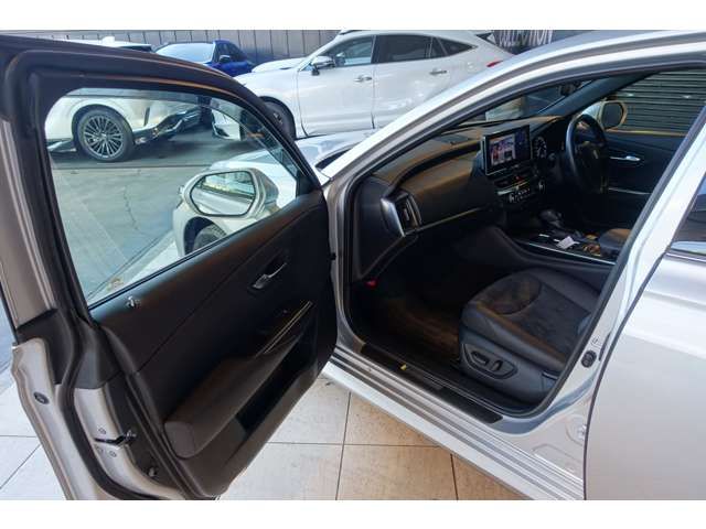 TOYOTA CROWN SEDAN HYBRID 2021 Image 31