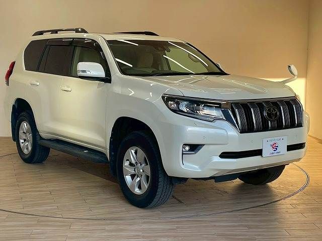 TOYOTA LANDCRUISER PRADO 2018 Image 31