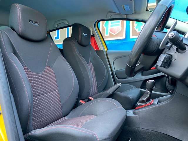 RENAULT LUTECIA 2016 Image 31