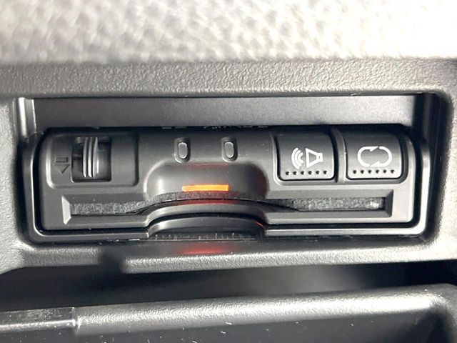 NISSAN SERENA  S-HYBRID 2014 Image 31