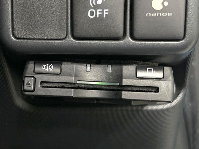 TOYOTA AQUA 2013 Image 31