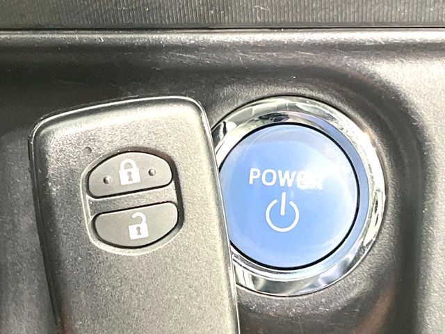 TOYOTA AQUA 2013 Image 31