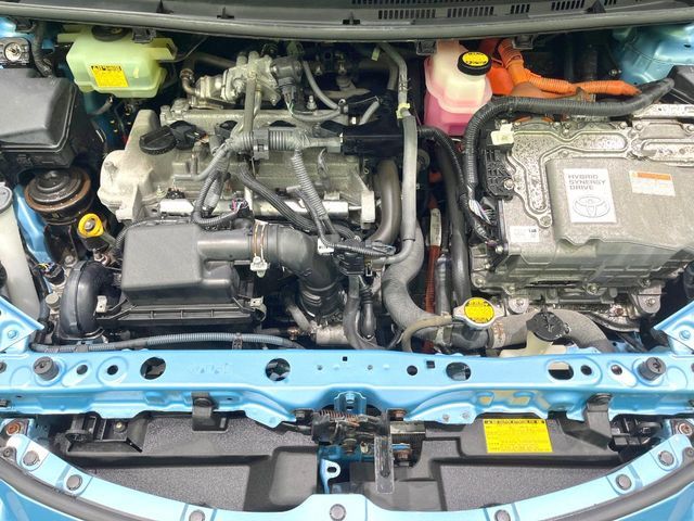 TOYOTA AQUA 2013 Image 31