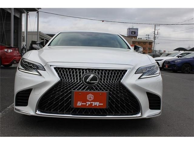 TOYOTA LEXUS LS500 2018 Image 31