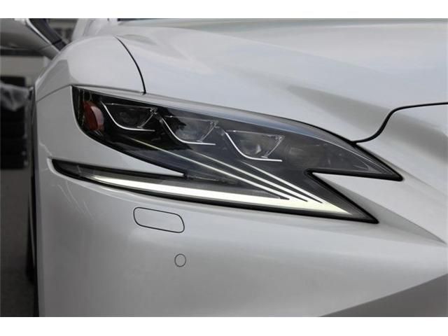 TOYOTA LEXUS LS500 2018 Image 31