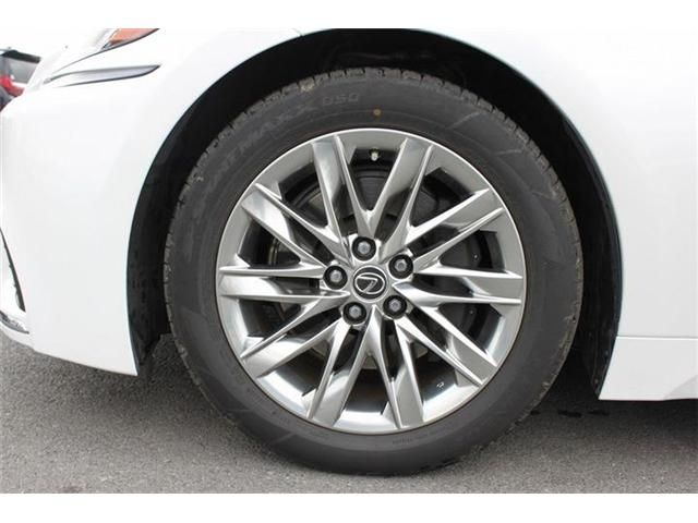 TOYOTA LEXUS LS500 2018 Image 31