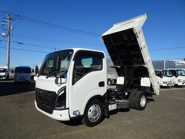 ISUZU ELF 2023 Image 31
