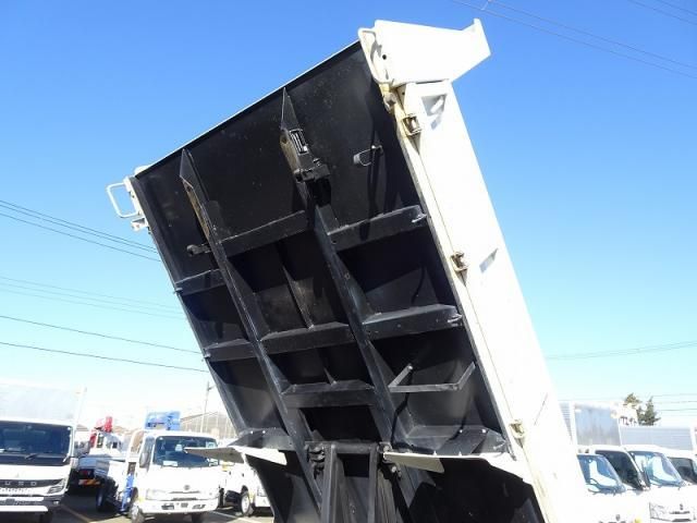 ISUZU ELF 2023 Image 31