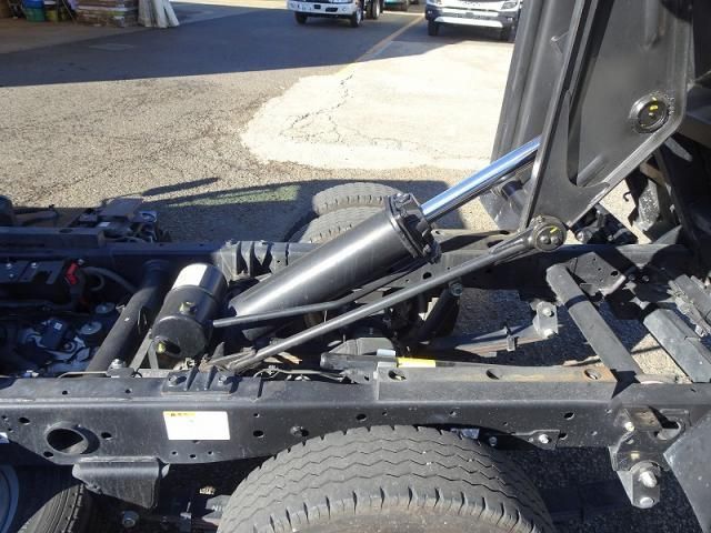 ISUZU ELF 2023 Image 31