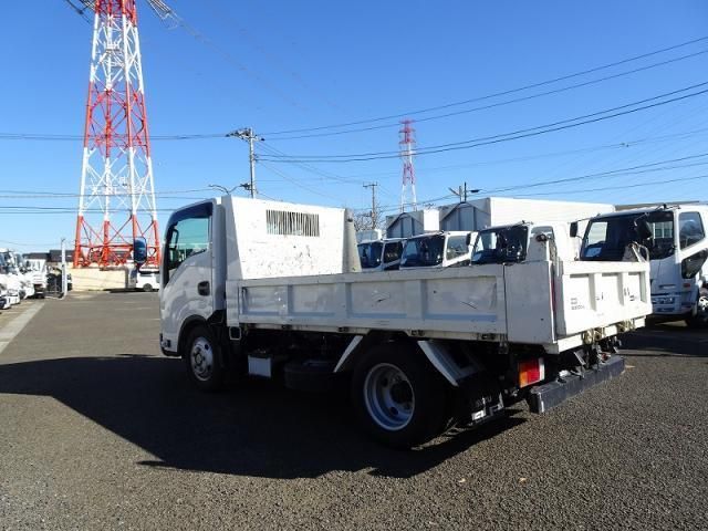 ISUZU ELF 2023 Image 31