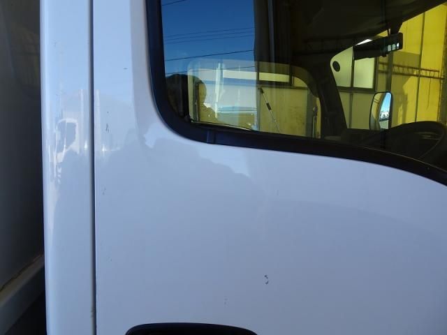 ISUZU ELF 2023 Image 31