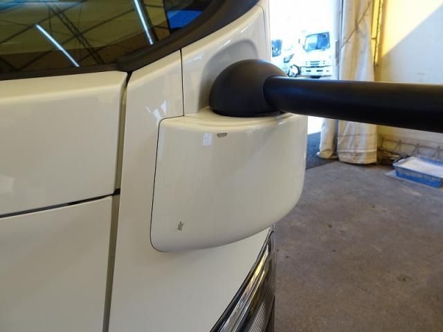 ISUZU ELF 2023 Image 31