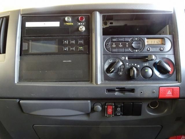 ISUZU ELF 2020 Image 31