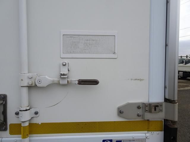 ISUZU ELF 2020 Image 31