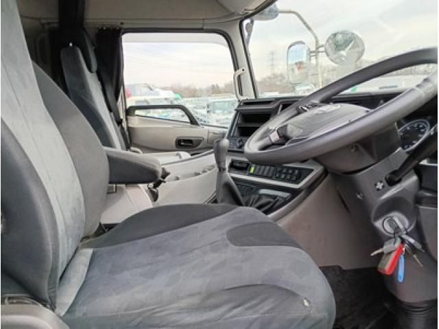 NISSAN DIESEL QUON 2020 Image 31